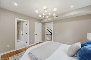 166 Lincoln St, Montclair, NJ 07042 - Photo 16