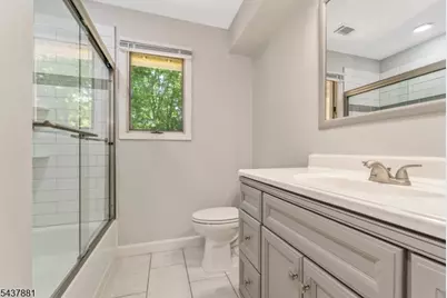 107 Westchester Ter, Clinton Township, NJ 08801 - Photo 16