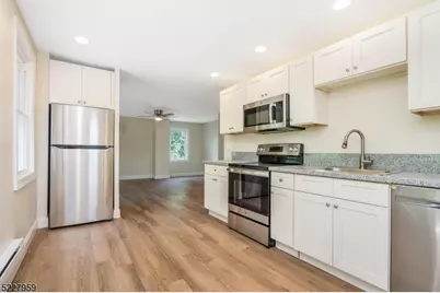 13 Maple St #15A, Milford, NJ 08848 - Photo 6