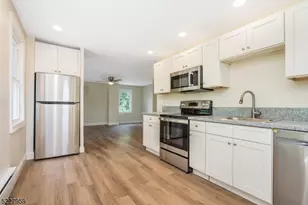 13 Maple St, Milford, NJ 08848 - Photo 6