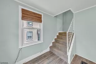 916 Gates St, Phillipsburg, NJ 08865 - Photo 10