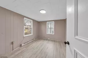 916 Gates St, Phillipsburg, NJ 08865 - Photo 12