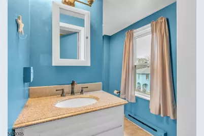 916 Gates St, Phillipsburg, NJ 08865 - Photo 16