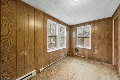 916 Gates St, Phillipsburg, NJ 08865 - Photo 14