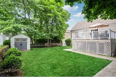 16 Highview Dr, Woodland Park, NJ 07424 - Photo 26