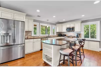 211 Mount Arlington Blvd, Roxbury Township, NJ 07850 - Photo 10