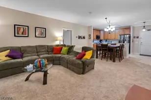17 Ridgeview Ln, Mount Arlington, NJ 07856 - Photo 8