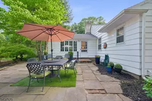 25 Grove St, Caldwell, NJ 07006 - Photo 36