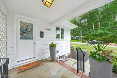 25 Grove St, Caldwell, NJ 07006 - Photo 32