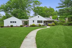 25 Grove St, Caldwell, NJ 07006 - Photo 1