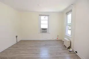 19 West St, Bernardsville, NJ 07924 - Photo 2