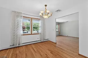 348 W Emerson Ave, Rahway, NJ 07065 - Photo 12