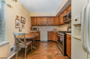 1501 Longley Ct Ondo, Branchburg Township, NJ 08876 - Photo 8
