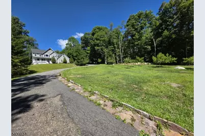 1 Wood Hollow Trl, Jefferson Township, NJ 07438 - Photo 18