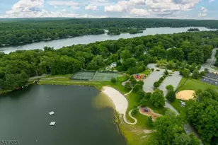 2079 Lakeside Dr, Highland Lakes, NJ 07422 - Photo 40