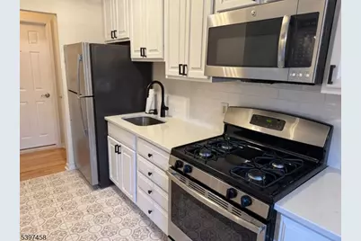 511 Washington Dr, Ramsey, NJ 07446 - Photo 2