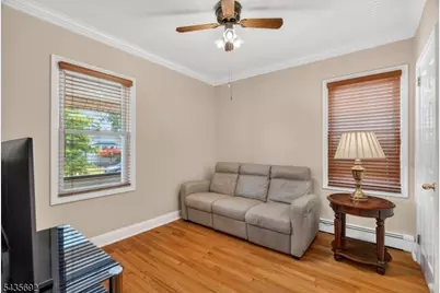 119 Kingston Ave, Hawthorne, NJ 07506 - Photo 10