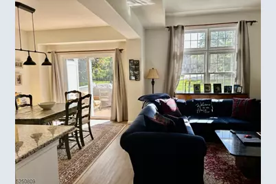 68 Kent Dr, Roseland, NJ 07068 - Photo 10