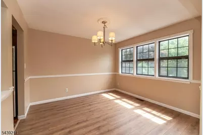 23 E Foxboro Ln #E, West Milford, NJ 07480 - Photo 4