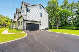 81 Ridge Dr, Livingston, NJ 07039 - Photo 48