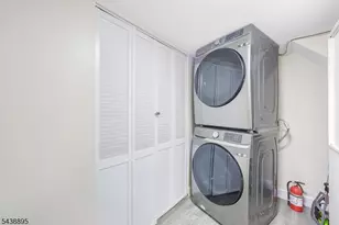 64 DeMott Ave, Clifton, NJ 07011 - Photo 22