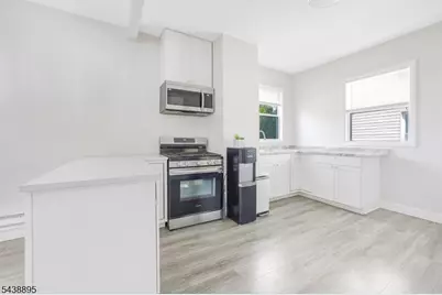 64 Demott Ave, Clifton, NJ 07011 - Photo 14