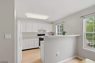9 Knox Ct, Bernards Township, NJ 07920 - Photo 10