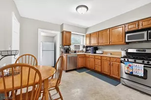 87 W Hanover Ave, Morris Plains, NJ 07950 - Photo 1