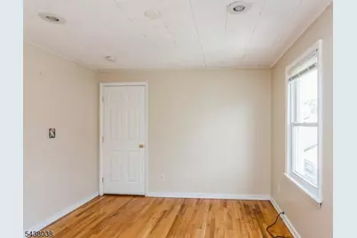 221 Madison St, Linden, NJ 07036 - Photo 14