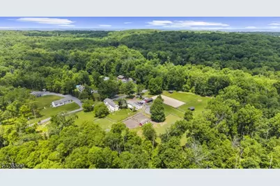 179 Lindbergh Rd, East Amwell Township, NJ 08525 - Photo 2