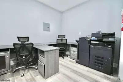 351 Mulberry St, Newark, NJ 07102 - Photo 18
