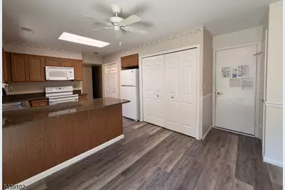 541 Petunia Ln, Manchester Township, NJ 08759 - Photo 26