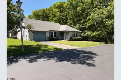 541 Petunia Ln, Manchester Township, NJ 08759 - Photo 38