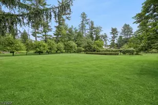 111 Village Rd, Harding Township, NJ 07976 - Photo 14