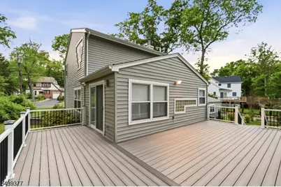47 Crossbrook Rd, Livingston, NJ 07039 - Photo 30
