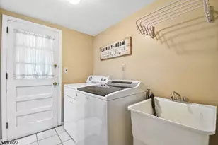 42 Davenport Ave, Roseland, NJ 07068 - Photo 18