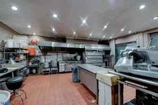 122 16th Ave, Paterson, NJ 07501 - Photo 34