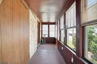 114 Franklin Pl, Roselle Park, NJ 07204 - Photo 4