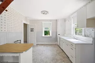 114 Franklin Pl, Roselle Park, NJ 07204 - Photo 14