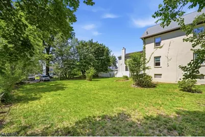 114 Franklin Pl, Roselle Park, NJ 07204 - Photo 30
