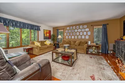 1150 Lakeside Dr E, Vernon, NJ 07422 - Photo 12