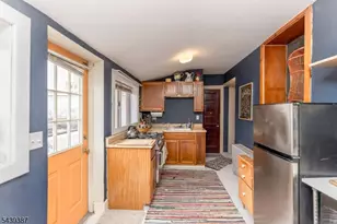 21 N 2nd St, Pennsylvania, NJ 18042 - Photo 16