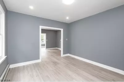 324 Harper Pl, Highland Park, NJ 08904 - Photo 14