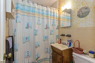 44 Bergen Dr, Little Falls Township, NJ 07424 - Photo 14