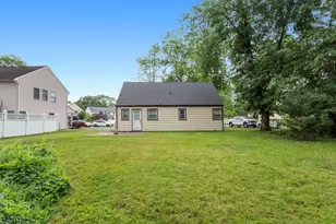 44 Bergen Dr, Little Falls Township, NJ 07424 - Photo 22