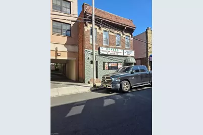 132 South Essex Avenue, Orange, NJ 07050 - Photo 2