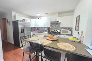 229 Delaware St, Elizabeth, NJ 07206 - Photo 2