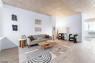 10 Commerce Ct, Newark, NJ 07102 - Photo 1
