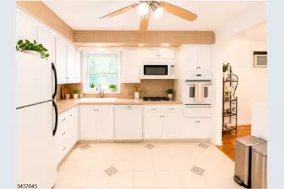 2097 Galloping Hill Rd, Union Township, NJ 07083 - Photo 8