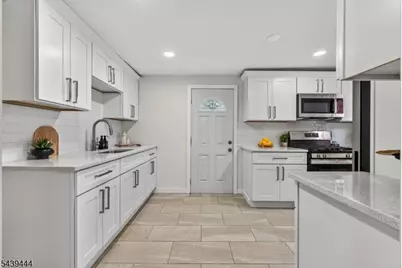 1380 Hamilton St, Elizabeth, NJ 07208 - Photo 6